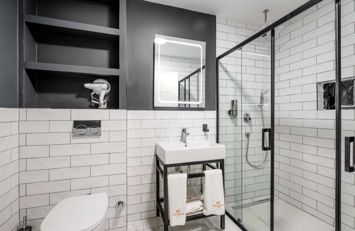 Image of Apartment - 1 Bedrooms - 1 Bathrooms for Sale in Kotor-Kavac-Montenegro, Image 1